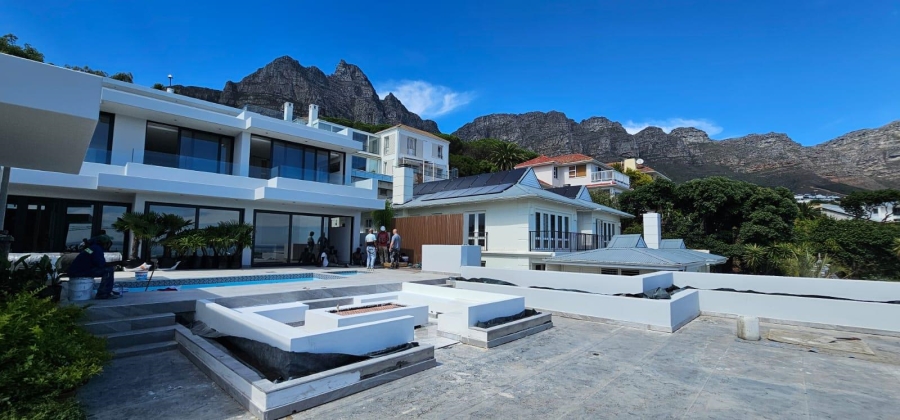 11 Bedroom Property for Sale in Camps Bay Western Cape